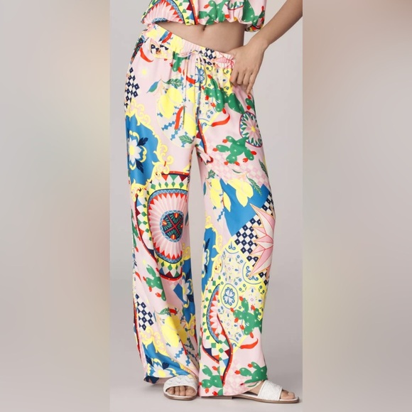 ANTHROPOLOGIE Maeve Straight-Leg Pull-On
Silk Pants Multicolor Pink yellow Sz S - Picture 3 of 13